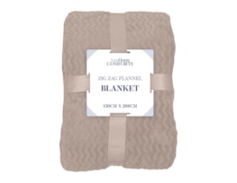 Wholesale Zig Zag Flannel Blanket 150 x 200cm Wholesale Zig Zag Flannel Blanket 150 x 200cm
