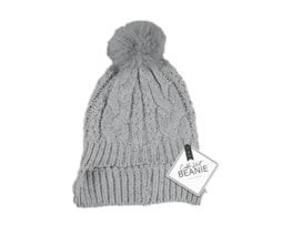 Wholesale Cable Knit Hat with Pom Pom Wholesale Cable Knit Hat with Pom Pom